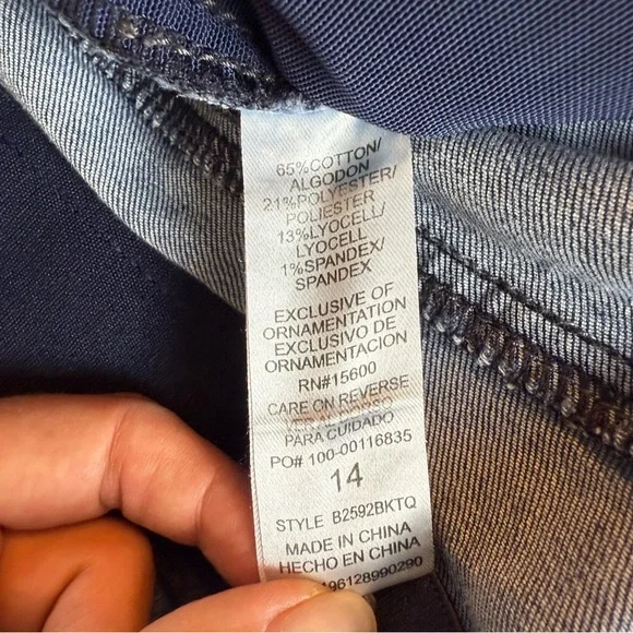 Democracy Women's Jeans "Ab Solution" Size 14 Split Hem Straight Leg - Picture 4 of 10